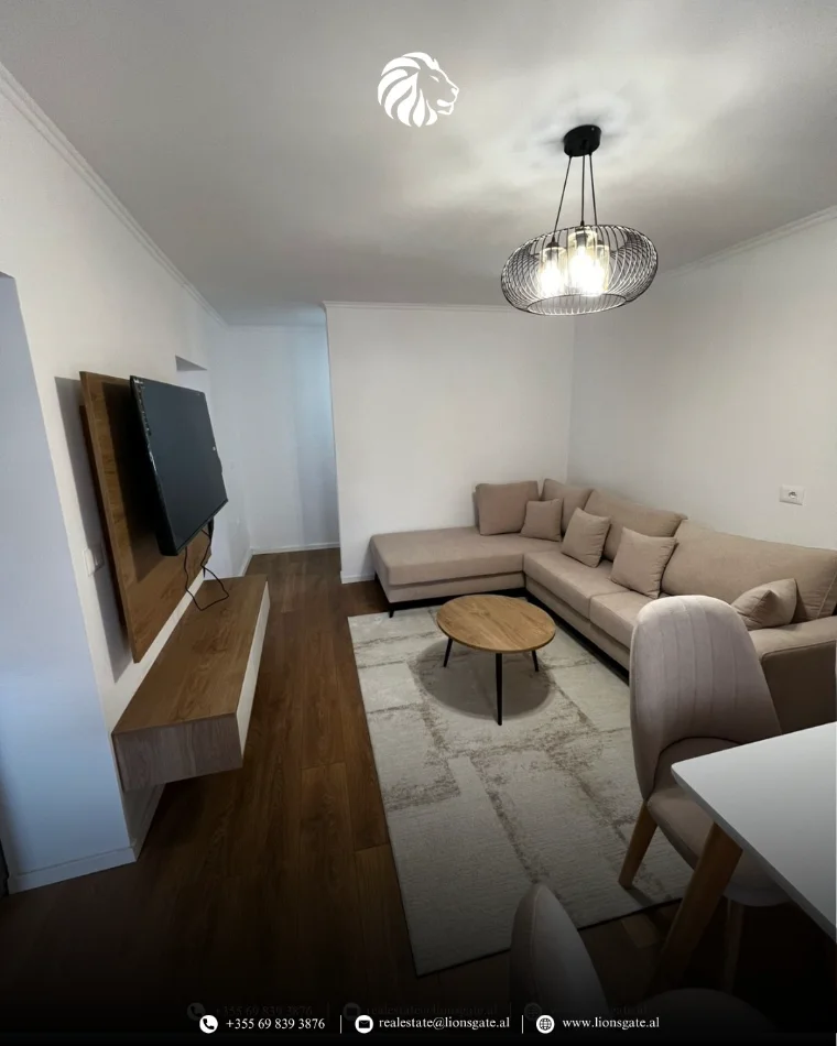 Tirane, jap me qera 2+1 , 90 m² 650 € 