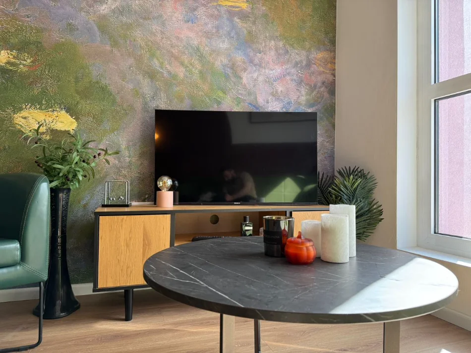 Tirane, jepet me qera apartament 1+1 Kati 6, 50 m² 420 € (Ali Demi)