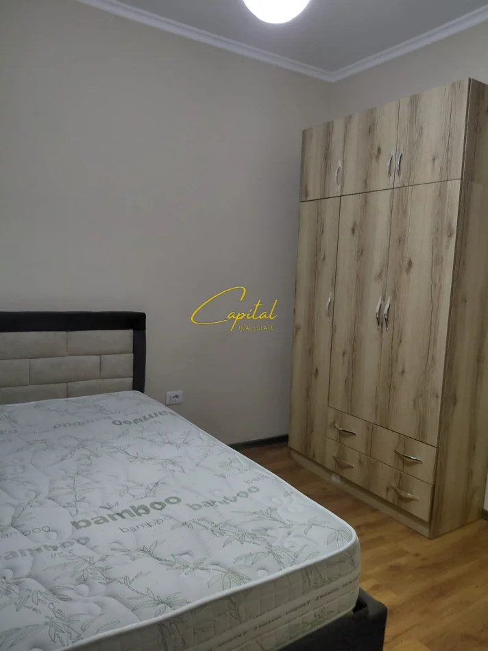 Tirane, jepet me qera apartament 2+1 Kati 3, 94 m² 550 € (5 MAJI)