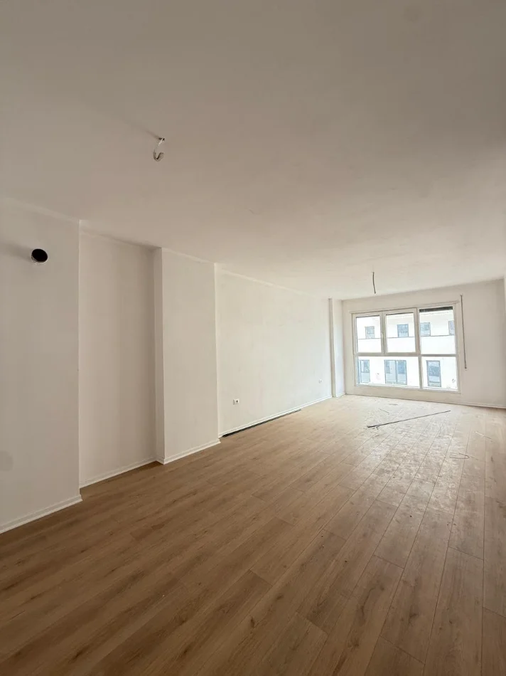 Tirane, shitet apartament 2+1+Ballkon Kati 6, 111 m² 214.000 € (Don Bosko)