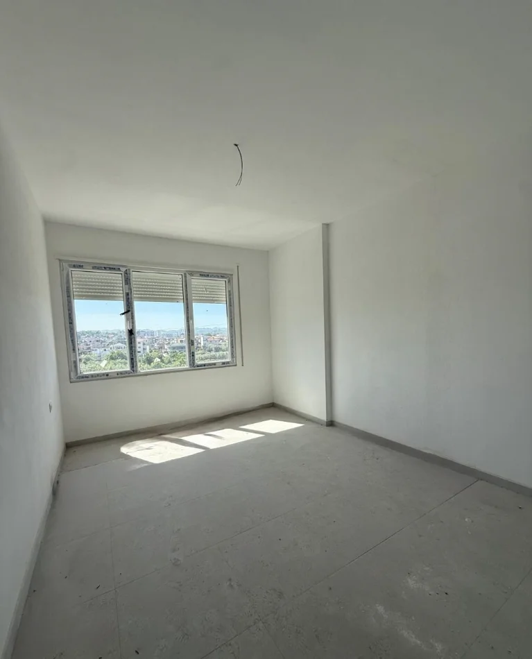 Tirane, shitet apartament 2+1 Kati 3, 122 m² 121.500 € (Kamez)