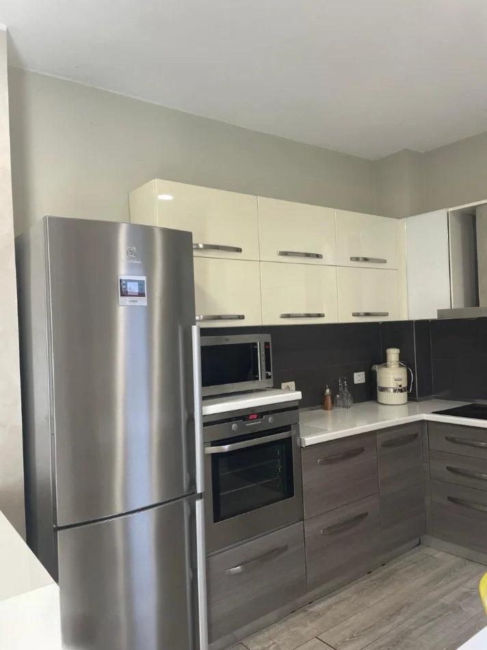 Tirane, shitet apartament 2+1 Kati 1, 98 m² 205.000 € (Kodra e Diellit)