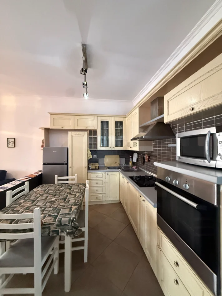 Tirane, jepet me qera apartament 2+1 Kati 1, 113 m² 63.000 LEKE (DON BOSKO, KOMPLEKSI VIZION PLUS)