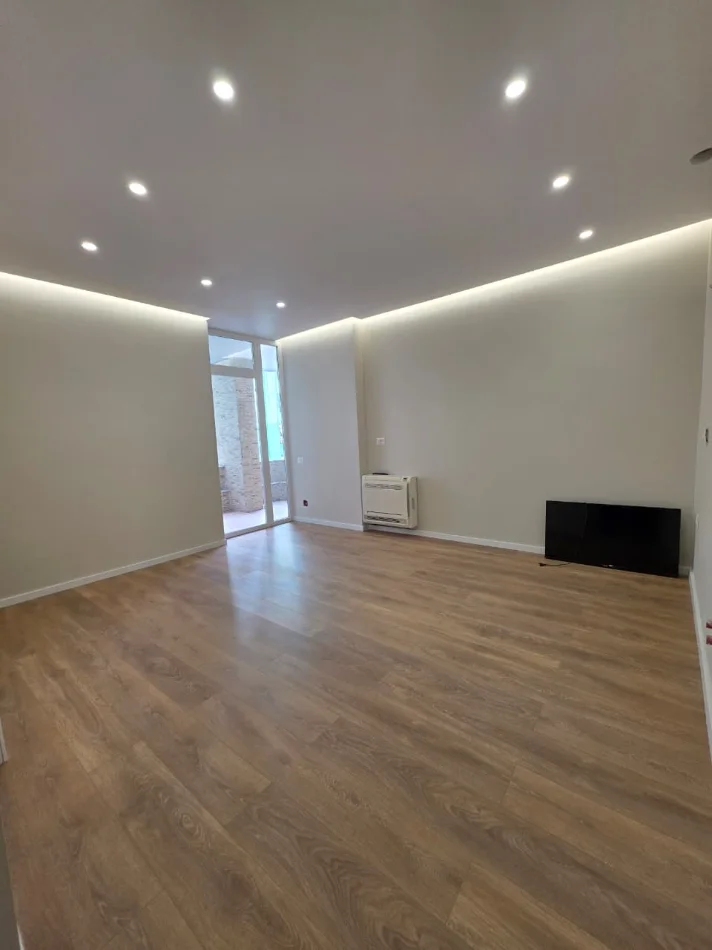 SHITET APARTAMENT 1+1 KOMUNA E PARISIT