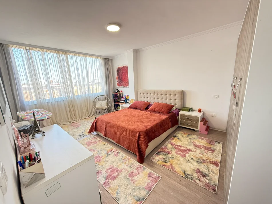 Tirane, shitet apartament 2+1 , 138.500 € 
