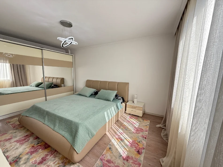 Tirane, shitet apartament 2+1 , 138.500 € 