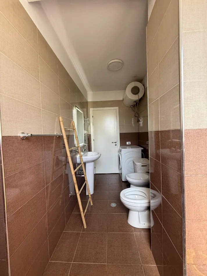 Tirane, shitet apartament 2+1 , 138.500 € 