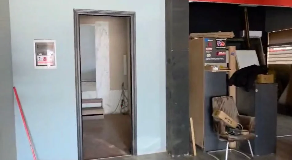Shitet ambjent biznesi + parkim nentokesor ne Fushe Mezez, Kashar
