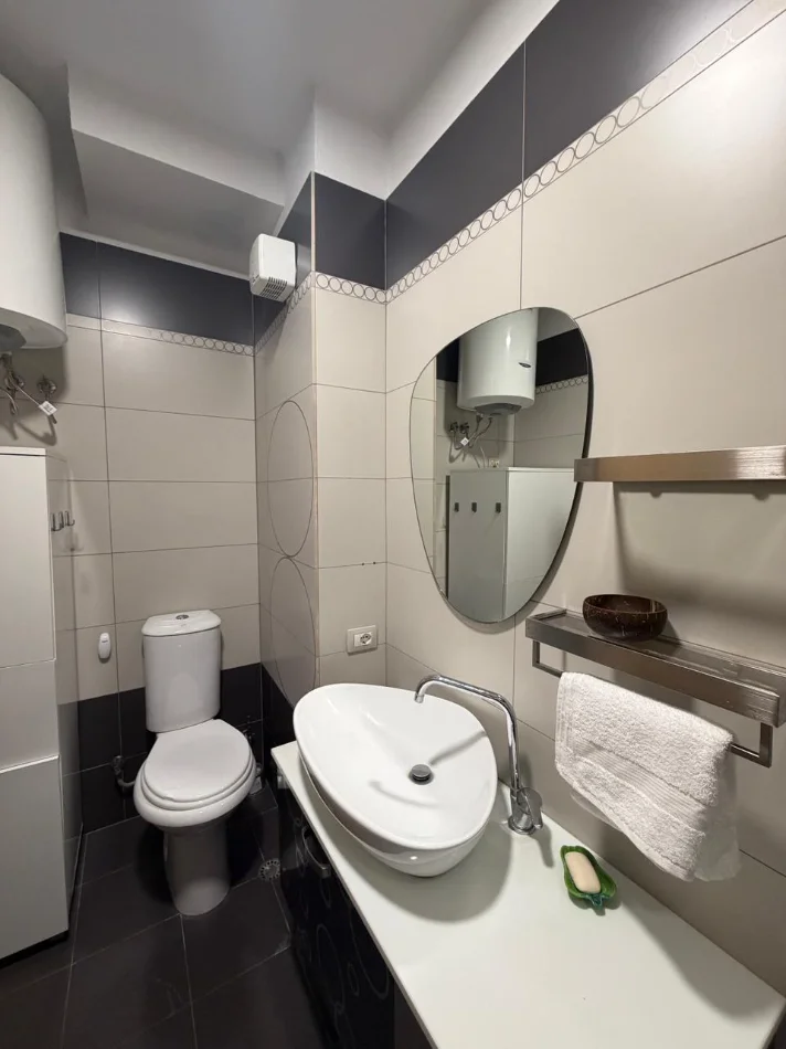 Tirane, jepet me qera apartament 2+1 Kati 1, 98 m² 200.000 € (Kodra e Diellit)