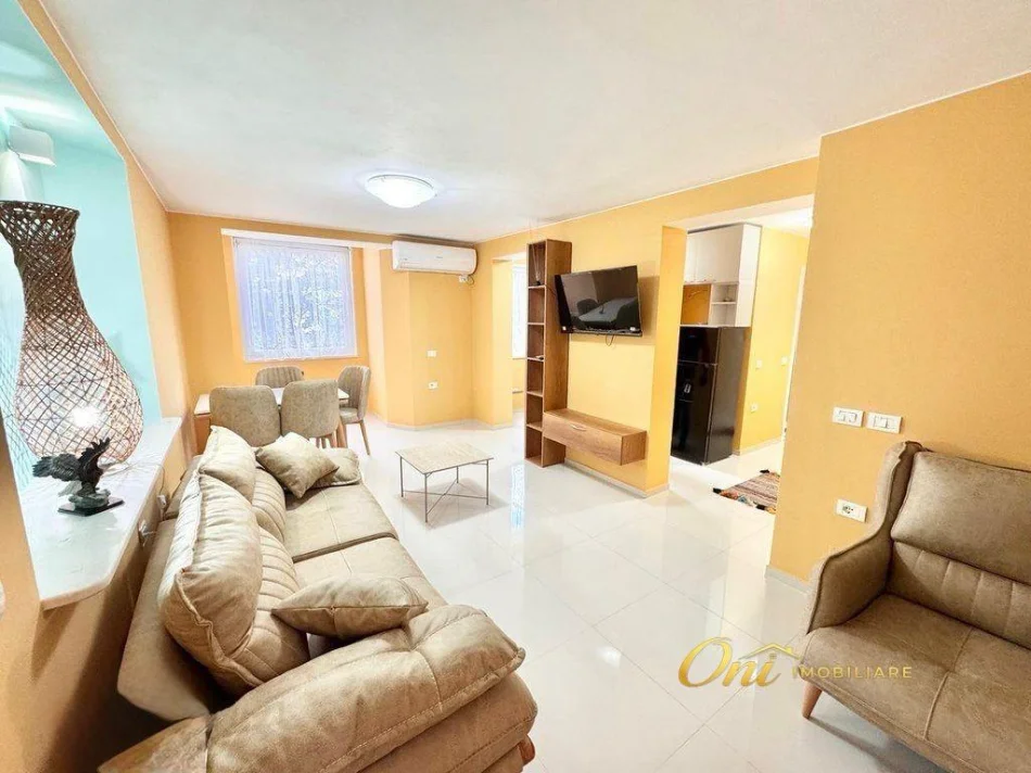 Tirane, jepet me qera apartament 2+1 Kati 2, 60 m² 800 € (SHESHI WILLSON)