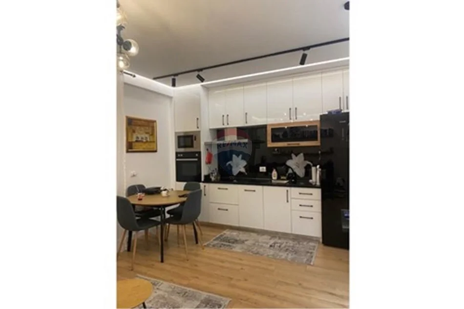 Apartament - Për Shitje - Rruga Eduard Mano, Tiranë