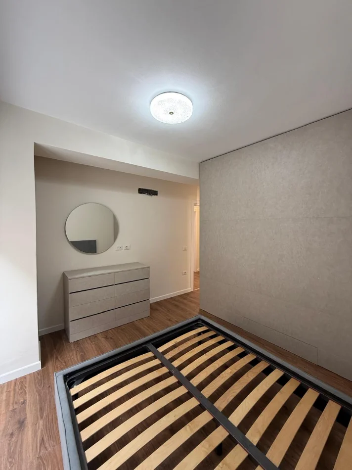 Tirane, shitet apartament 3+1+Ballkon Kati 1, 330.000 € 
