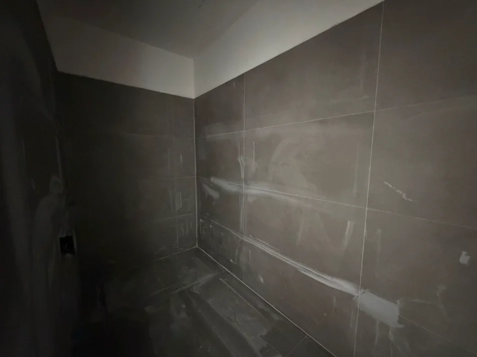 Tirane, shitet apartament 2+1 Kati 6, 109 m² 174.368 € (Porcelan)