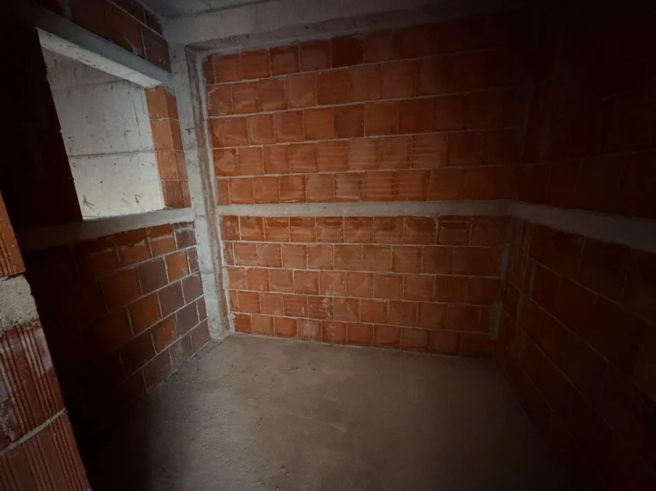 Tirane, shitet apartament 1+1 Kati 2, 70 m² 112.000 €