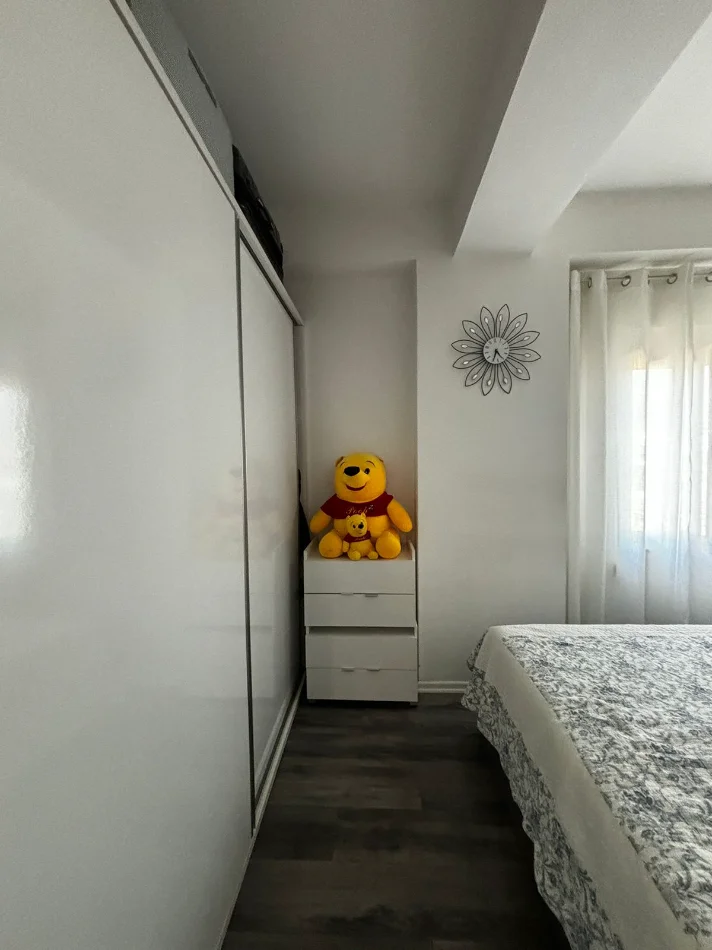 Tirane, shitet apartament 1+1+Ballkon Kati 4, 61 m² 120.000 € (Materniteti i Ri)