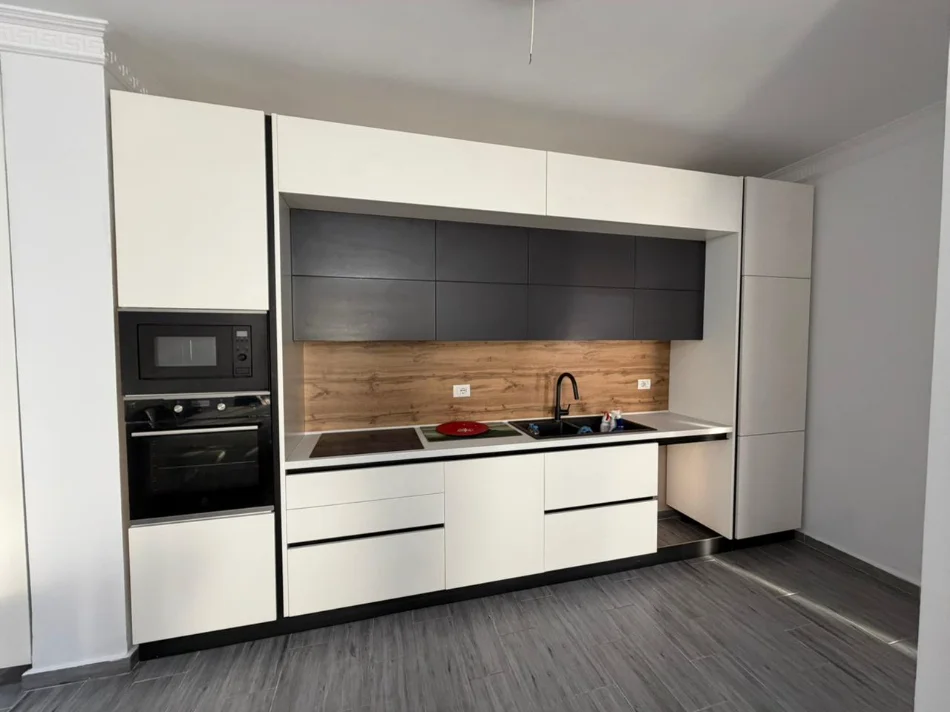 Tirane, jepet me qera apartament 2+1 Kati 4, (YZBERISHT)