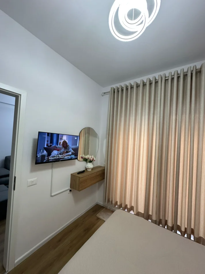 Tirane, jepet me qera apartament 1+1 Kati 6, 60 m² 450 € (REZIDENCA KADIU)