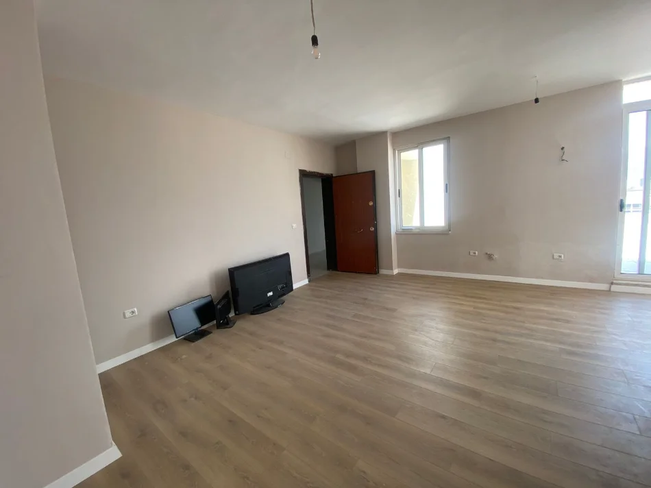 Tirane, shitet apartament 2+1 Kati 9, 116 m² 170.000 € (Kompleksi Fratari në Astir, Tiranë)