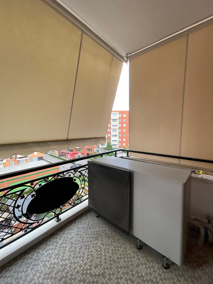 Tirane, jepet me qera apartament 2+1+Ballkon Kati 5, 116 m² 1.350 € (Kompleksi Delijorgji)