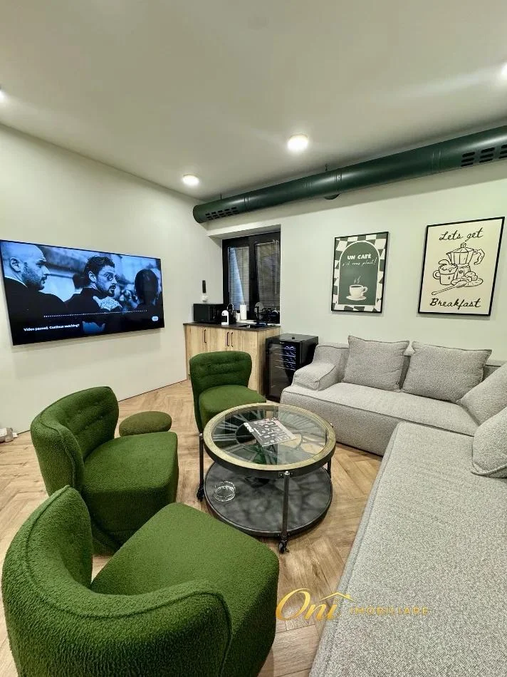 Tirane, jepet me qera zyre Kati 2, 130 m² 1.900 € (VASIL SHANTO)