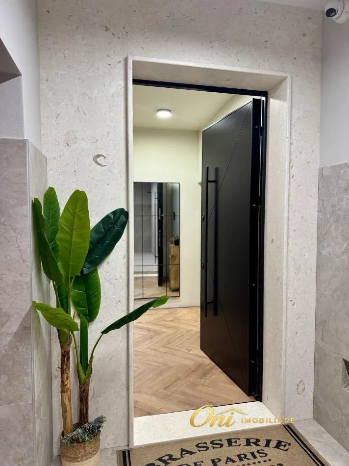 Tirane, jepet me qera zyre Kati 2, 130 m² 1.900 € (VASIL SHANTO)