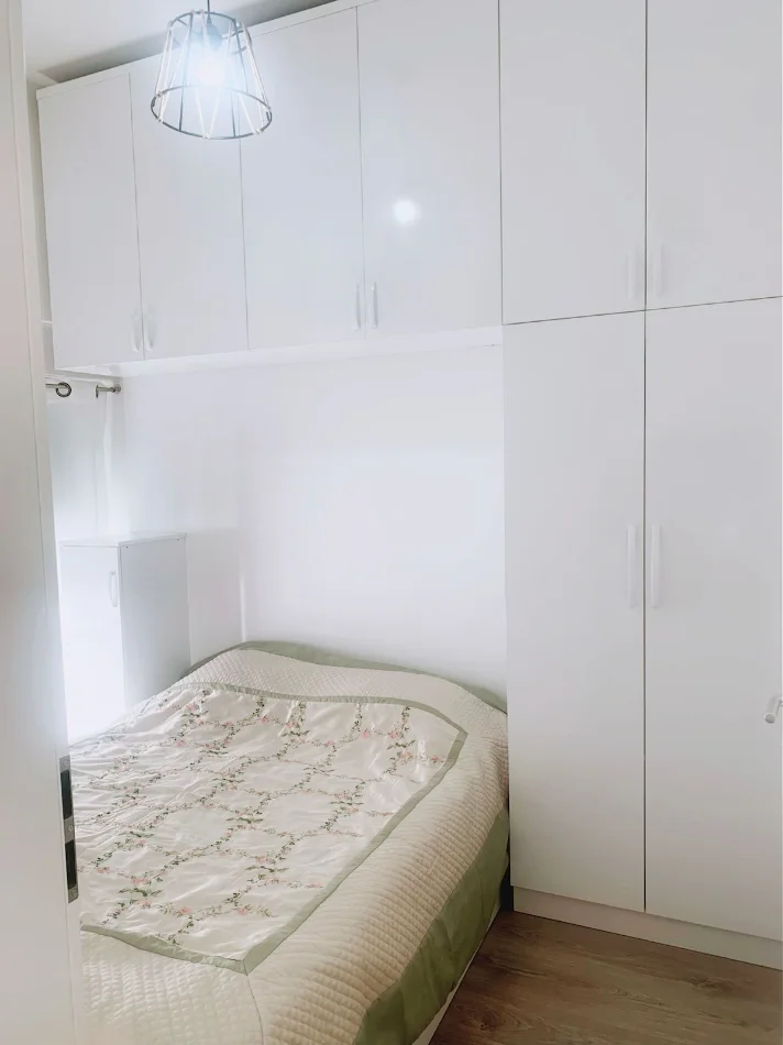 Tirane, jepet me qera apartament 1+1+Ballkon Kati 5, 35 m² 35,000 Leke (Ali Demi, kompleksi Mangalem)