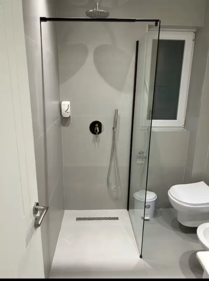 Tirane, jepet me qera apartament 1+1 , 55 m² , 55 000 Leke(Bulevardi Zogu I)