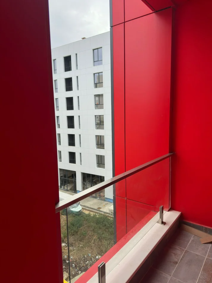 Tirane, jepet me qera apartament 1+1+Ballkon Kati 3, 64 m² 630 € (Bulevardi i Ri)