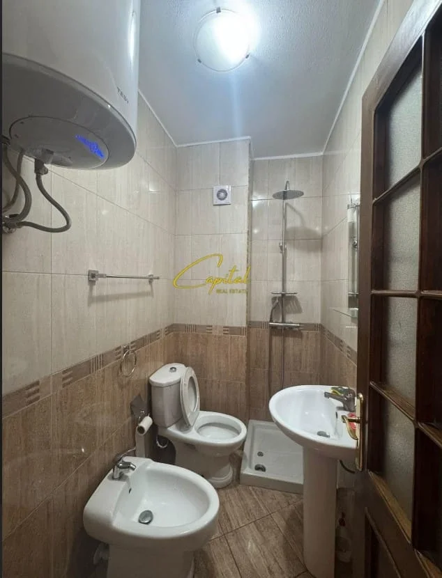 Tirane, jepet me qera garsonier 1+1 Kati 9, 24 m² 400 € (MINISTRIA E JASHTME)