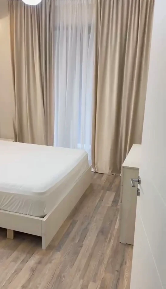 Tirane, jepet me qera apartament 1+1+Ballkon Kati 2, 66 m² 500 € (Astir)