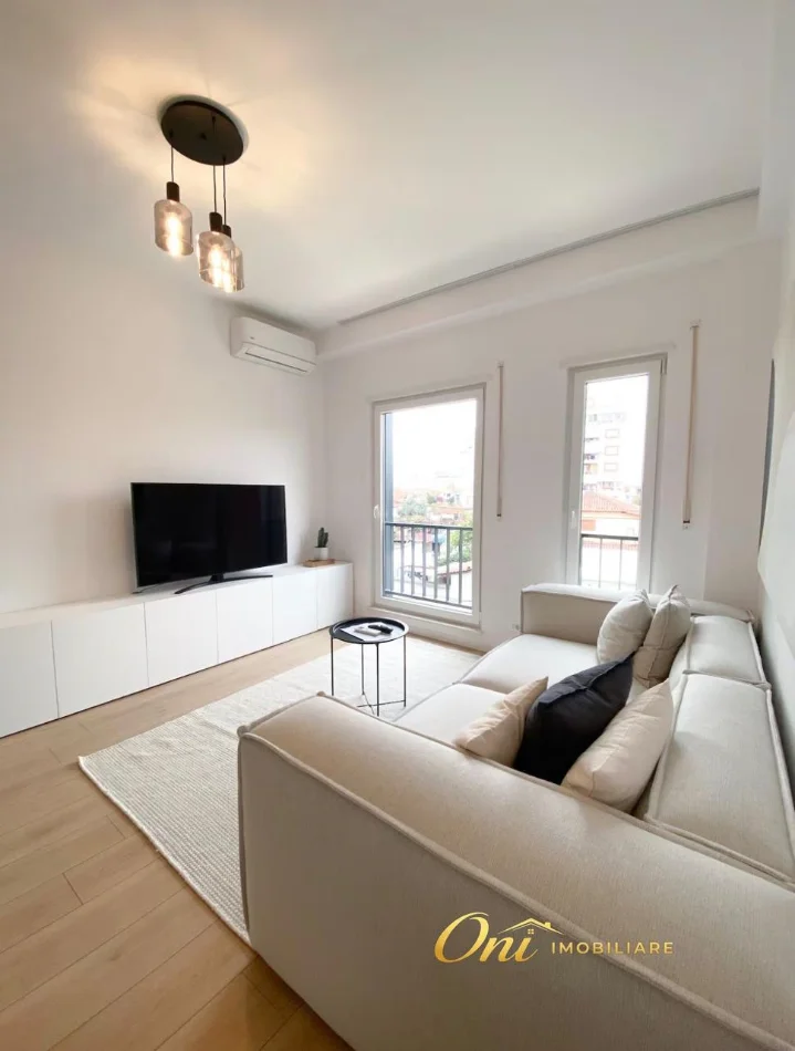Tirane, jepet me qera apartament 1+1 Kati 2, 70 m² 750 € (REZIDENCA QUARTUM)