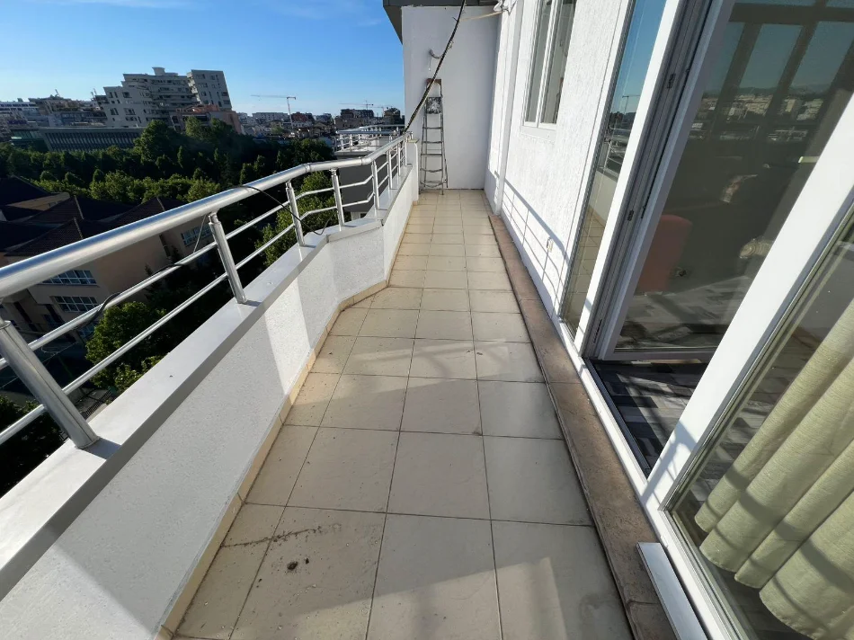 Tirane, jepet me qera apartament 1+1+Ballkon Kati 6, 66 m² 650 € (Vasil Shanto)