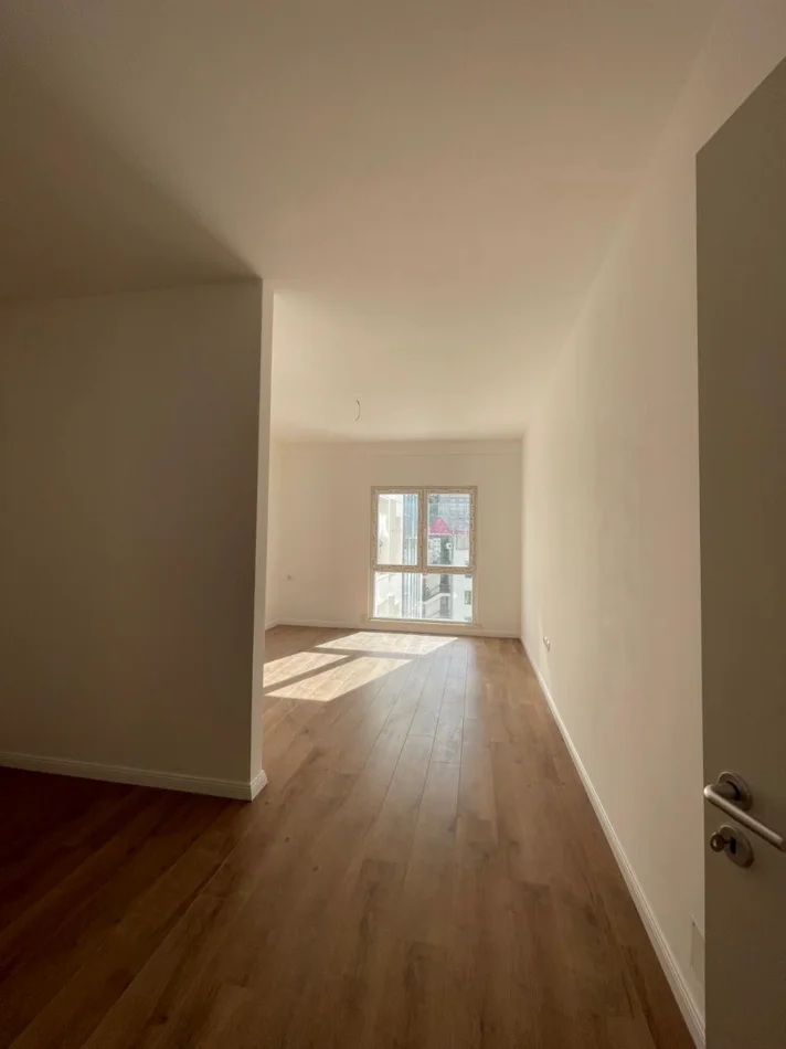Tirane, shitet apartament 2+1+Ballkon Kati 8, 119 m² 286.320 € (Zogu i Zi)