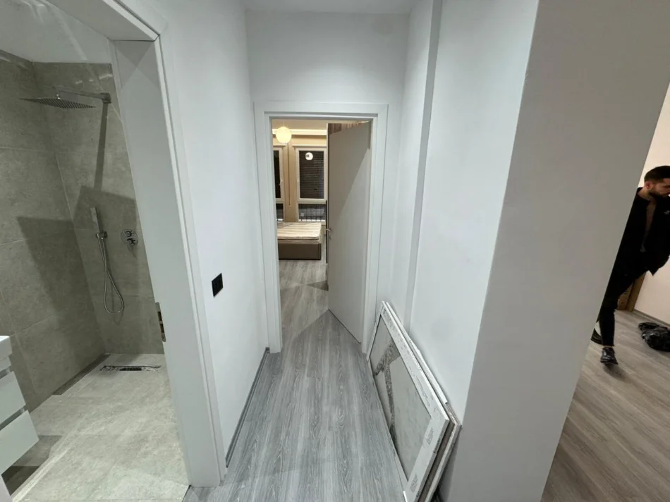Tirane, jepet me qera apartament 1+1 Kati 2, 450 € (5 maji)