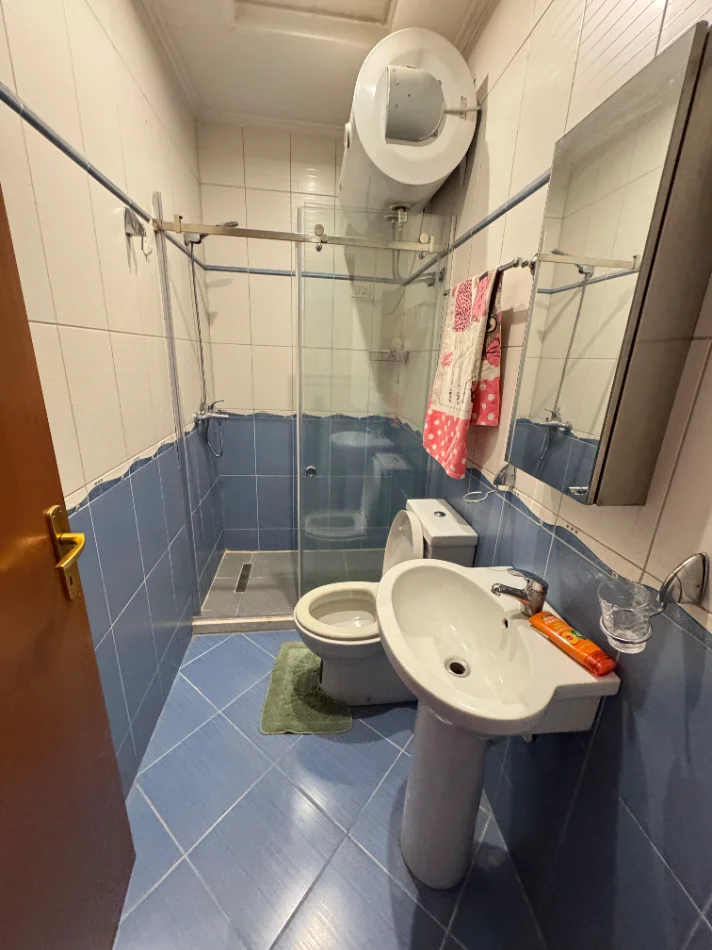 Tirane, jepet me qera apartament 2+1 Kati 2, 600 € (don bosko)