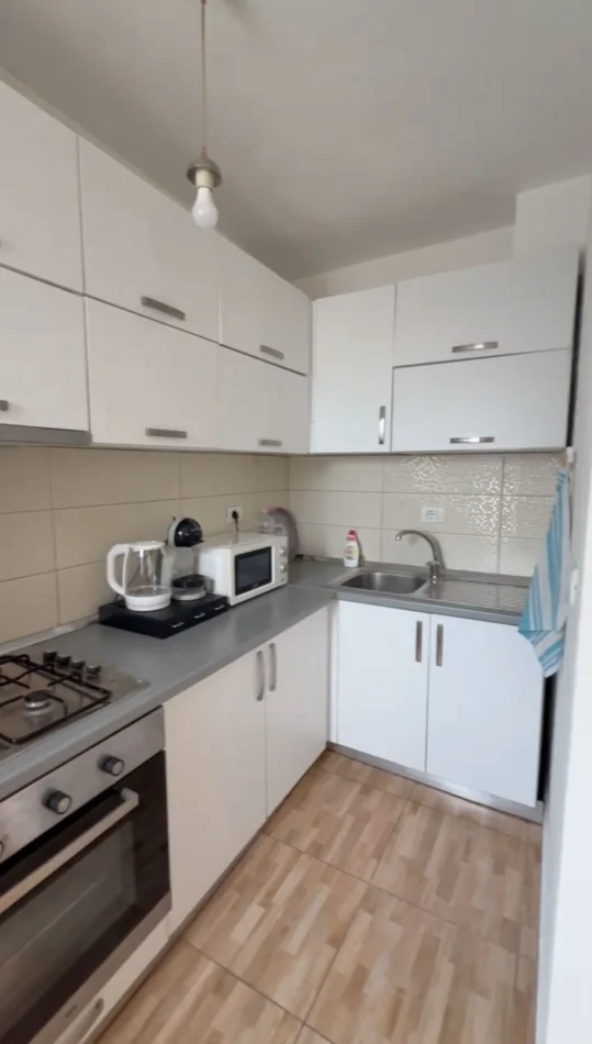 Tirane, shitet apartament 1+1 Kati 5, 72 m² 145.000 € (MYSLYM SHYRI)