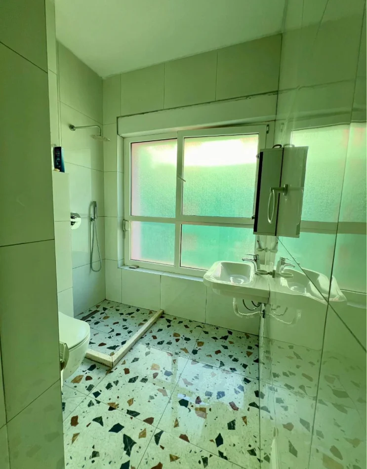Tirane, shes apartament 2+1 Kati 5, 70 m² 12.875.000 € (Mangalem 21)
