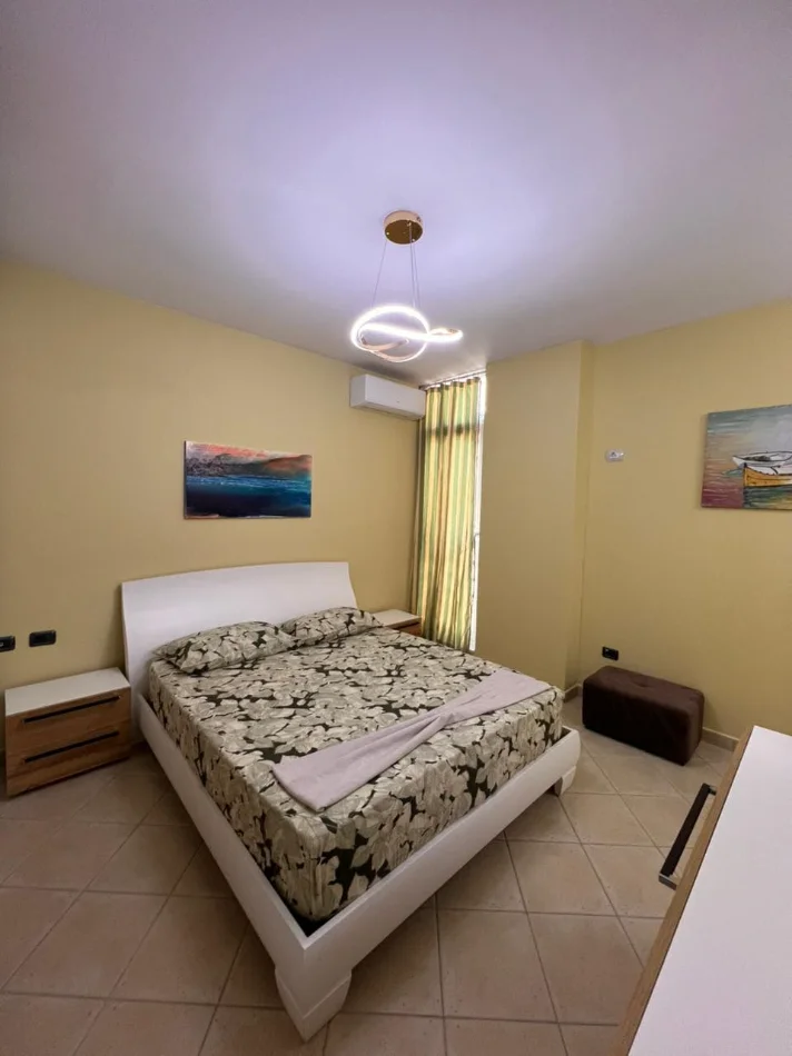 Tirane, jepet me qera apartament 2+1 Kati 10, 103 m² 1.000 € (qemal stafa)