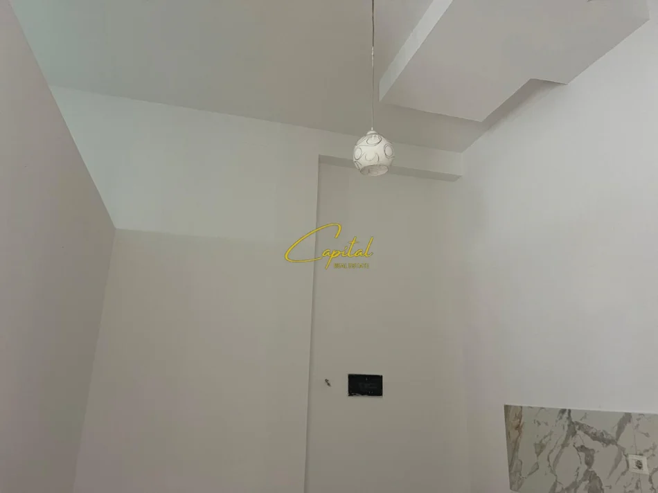 Tirane, shitet ambjent biznesi Kati 0, 73 m² 135.000 € (ASTIR)