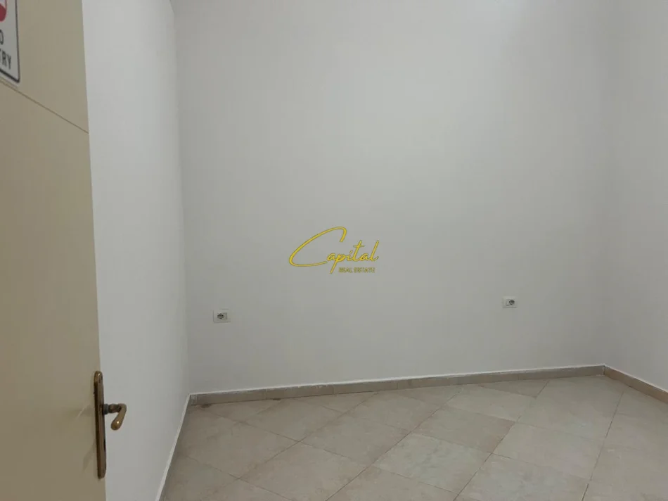 Tirane, shitet ambjent biznesi Kati 0, 73 m² 135.000 € (ASTIR)