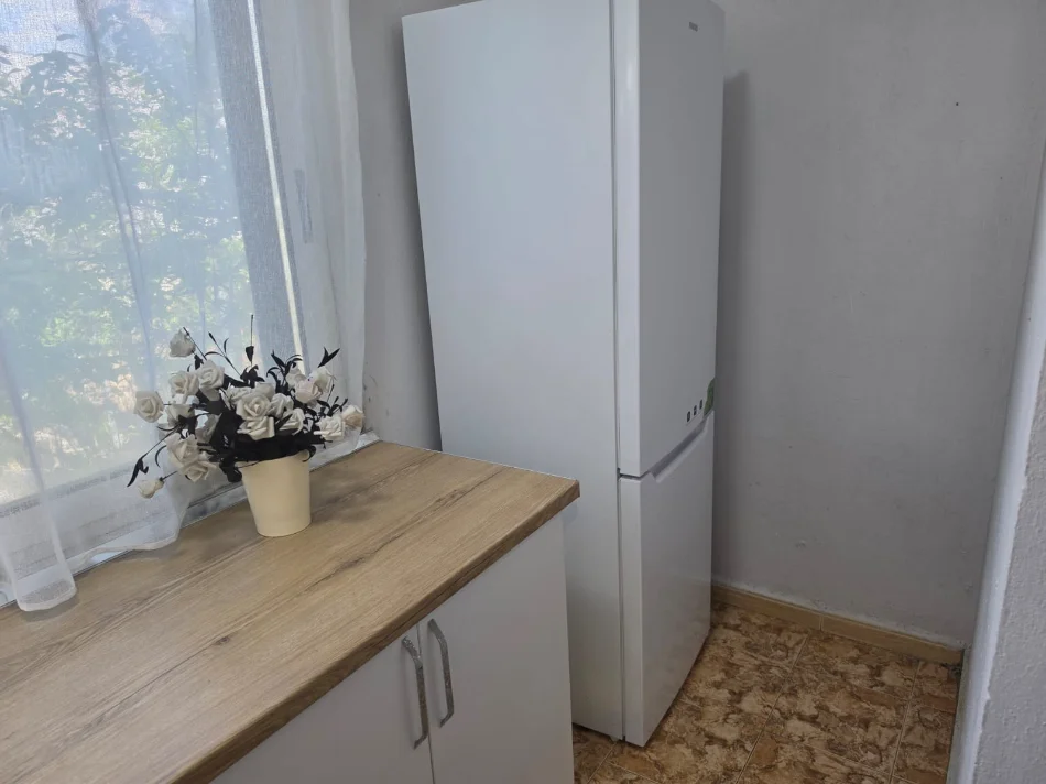 Tirane, jepet me qera apartament 1+1 Kati 1, 70 m² 350 € (Sauk i vjeter)