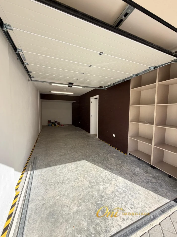 Tirane, jepet me qera Vile 2+1 , 200 m² 2.500 € (ABA REZIDENCE)