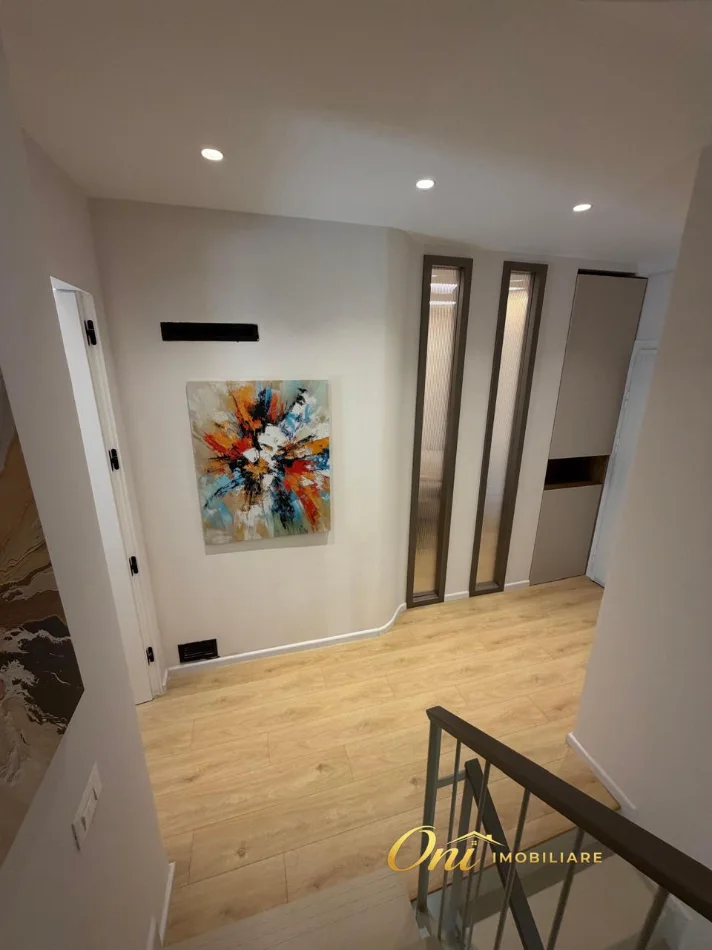 Tirane, jepet me qera Vile 2+1 , 200 m² 2.500 € (ABA REZIDENCE)