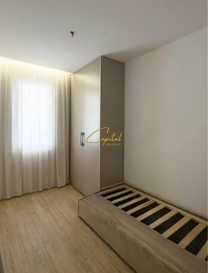 Tirane, shitet apartament 2+1 Kati 5, 82 m² 140.000 € (FRESKU)