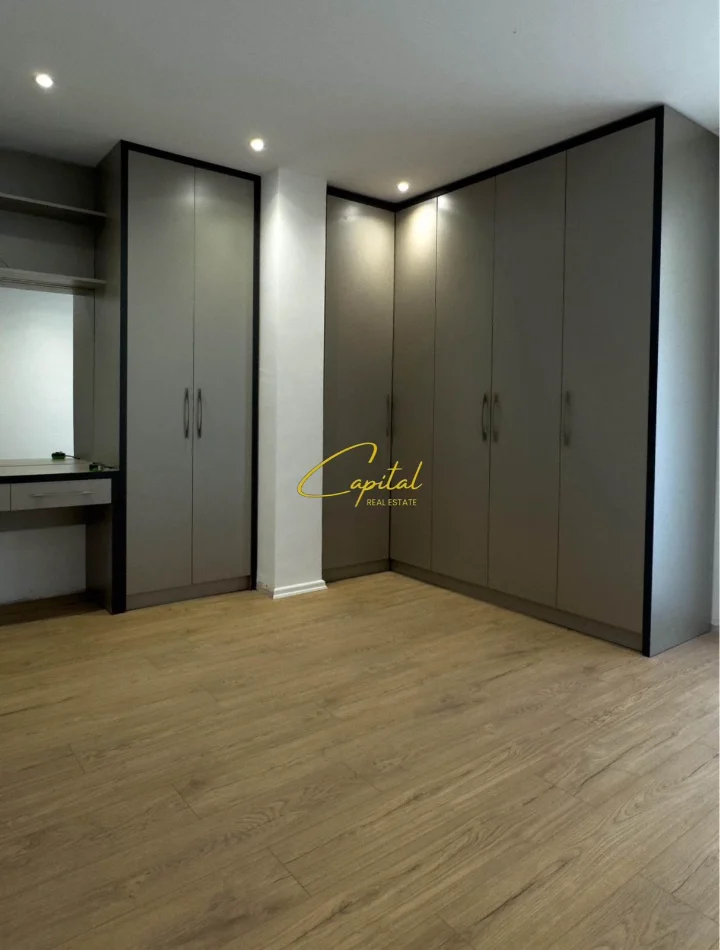 Tirane, shitet apartament 2+1 Kati 5, 82 m² 140.000 € (FRESKU)