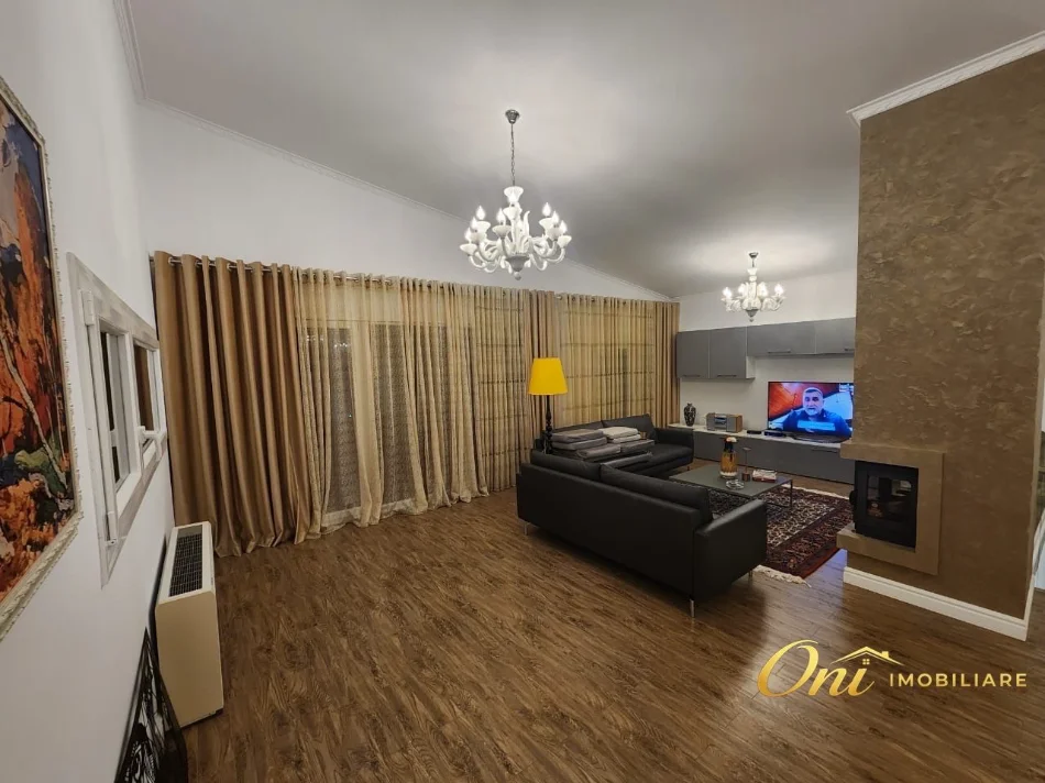Tirane, jepet me qera apartament 1+1 Kati 5, 70 m² 490 € (URBAN GATE)