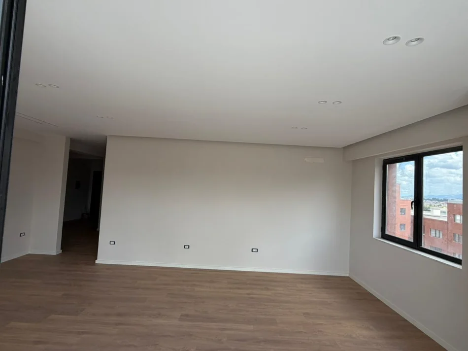 Tirane, shitet apartament 2+1 Kati 8, 134 m² (Rruga Sokrat Miho)