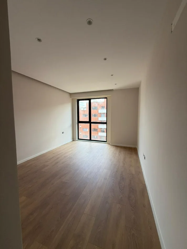 Tirane, shitet apartament 2+1 Kati 8, 134 m² (Rruga Sokrat Miho)