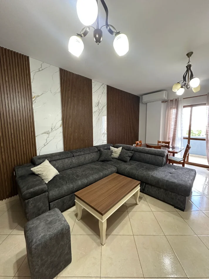 Tirane, jepet me qera apartament 2+1 Kati 4, 106 m² 650 € (Don Bosko)