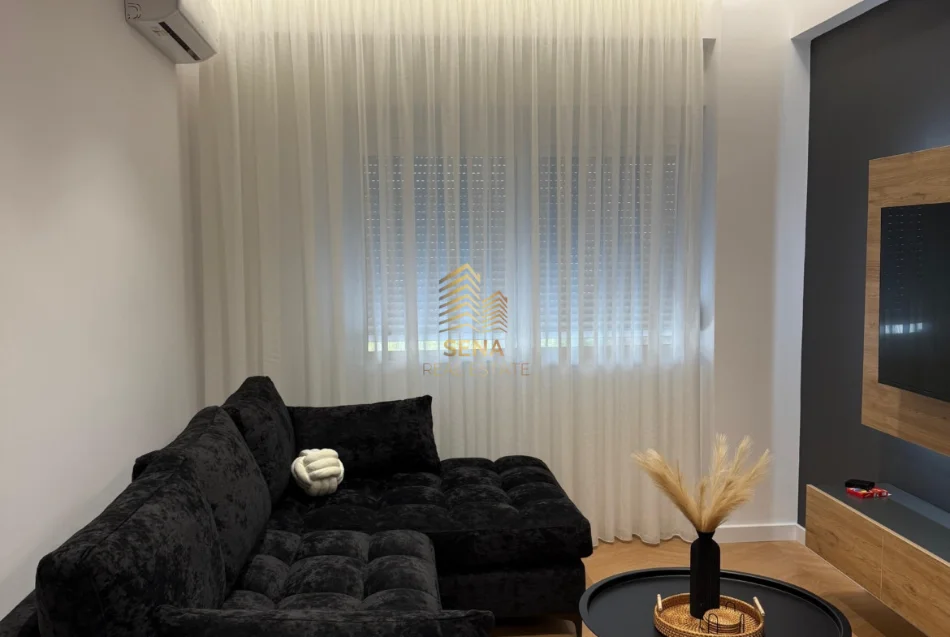 Tirane, jepet me qera apartament 1+1+Ballkon Kati 1, 60 m² 800 € (Liqeni i Thate)